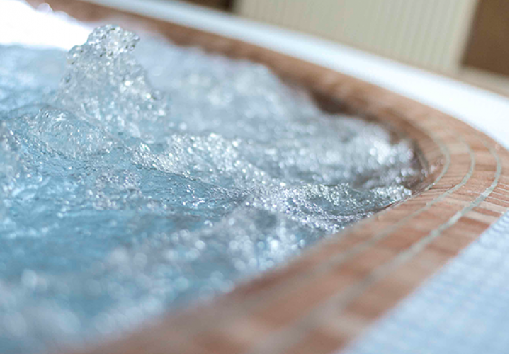 Spa pool in "Palangos Zuvedra"