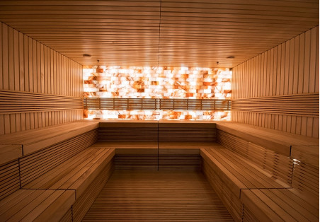 Sauna: health benefits, risks, and prevention