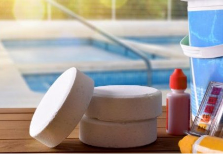 Pool chemicals, what you should know