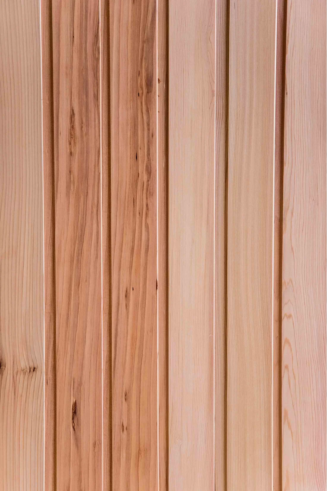 Sauna wood - cedar and its qualities