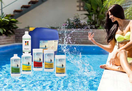 How to Properly Use Chemicals for an Outdoor Pool?