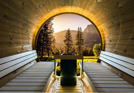 A large window in the sauna: when is extra power/insulation needed?