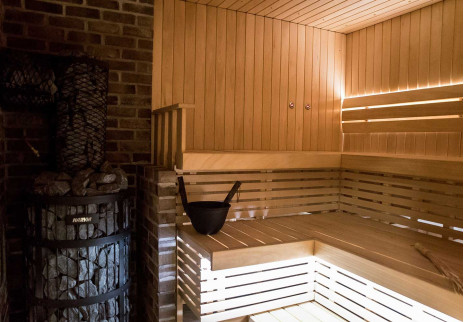 The installation of a sauna is a hard task for everyone having it