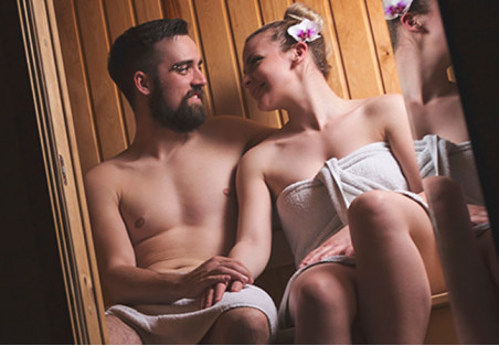 Valentine’s Day in the Sauna: How to Create a Romantic, Cozy and Sensory-Stimulating Atmosphere