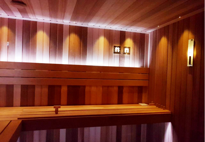 Sauna with Alder and Canadian Cedar Wood