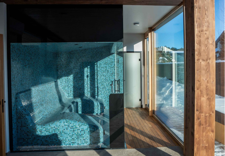 Steam room with panoramic glass enclosure