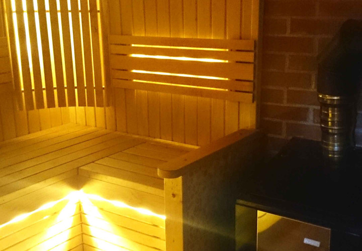 Sauna with Closed Heater for Soft Steam