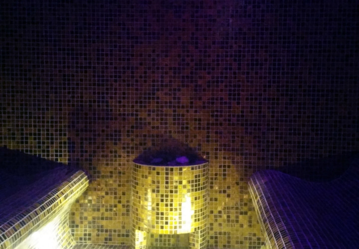 Steam Room with Symmetrical Layout