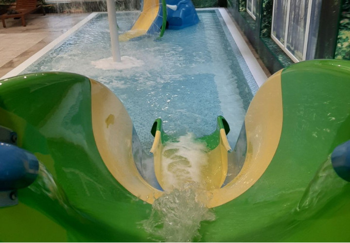 Swimming pools and saunas in homestead "Under the oaks"
