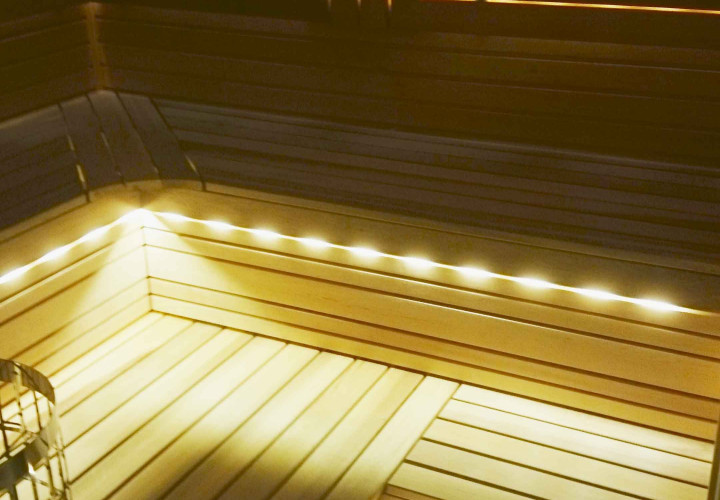 Sauna with Integrated Cylindrical Heater