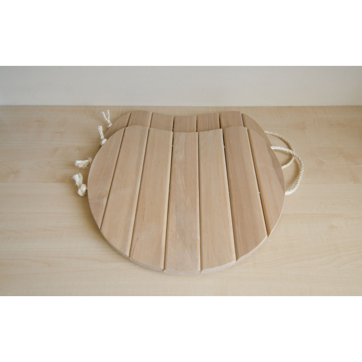 Wooden Seat, hanging