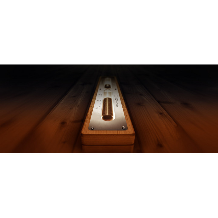 LUGAAH hourglass