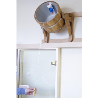 Pouring over tub with a plastic liner, 30 l