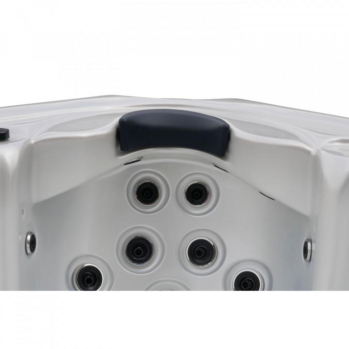ELVIONA ALVIA outdoor hot tub, 6-person