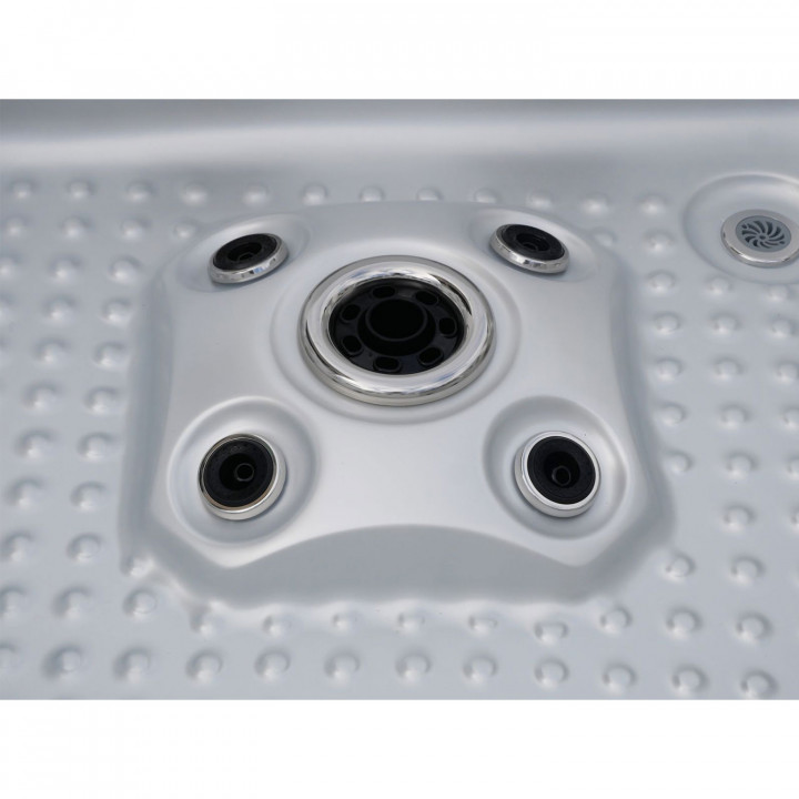 ELVIONA ALVIA outdoor hot tub, 6-person