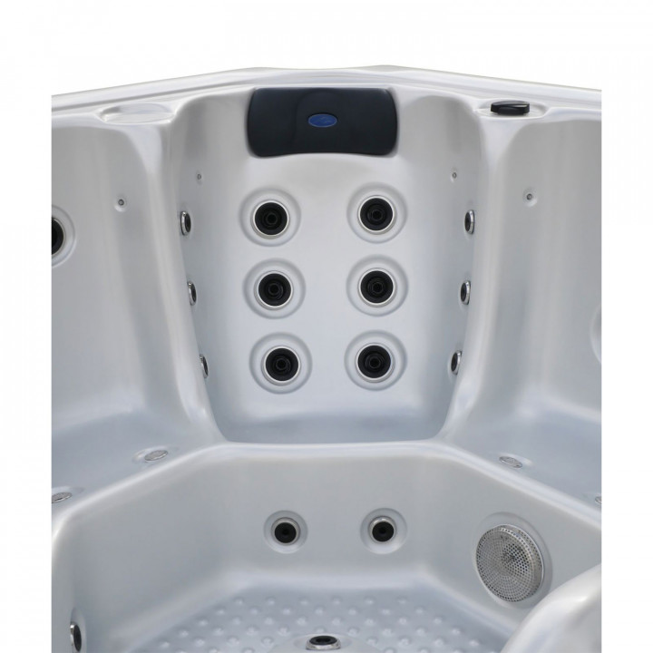 ELVIONA ALVIA outdoor hot tub, 6-person