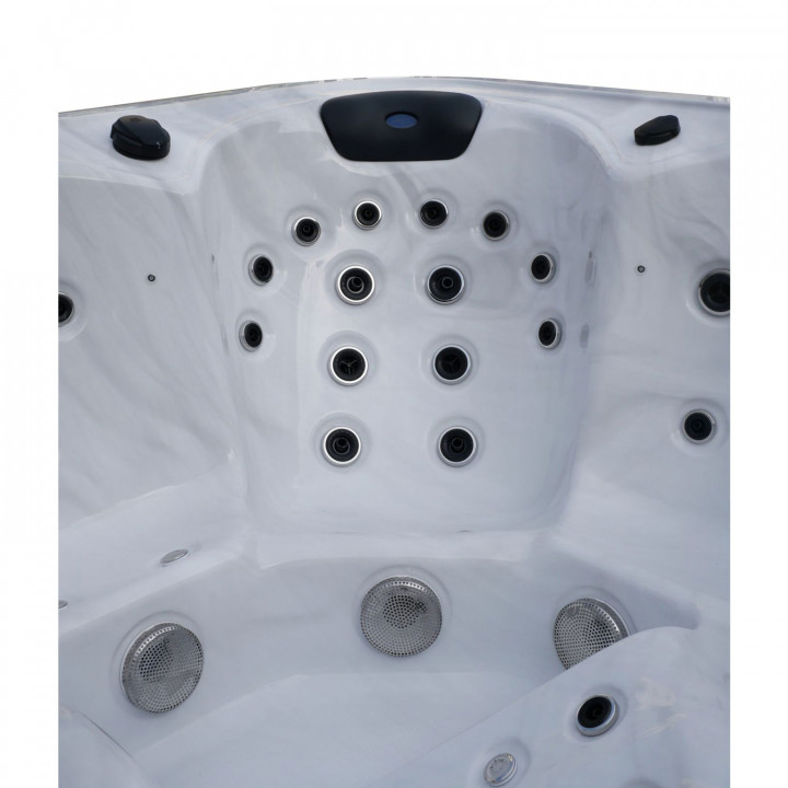 ELVIONA ELORIA outdoor hot tub, 6-person