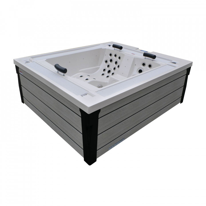 ELVIONA INFINIA outdoor hot tub, 3-Person