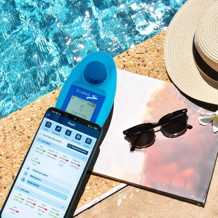 Smart electronic pool tester Scuba3s