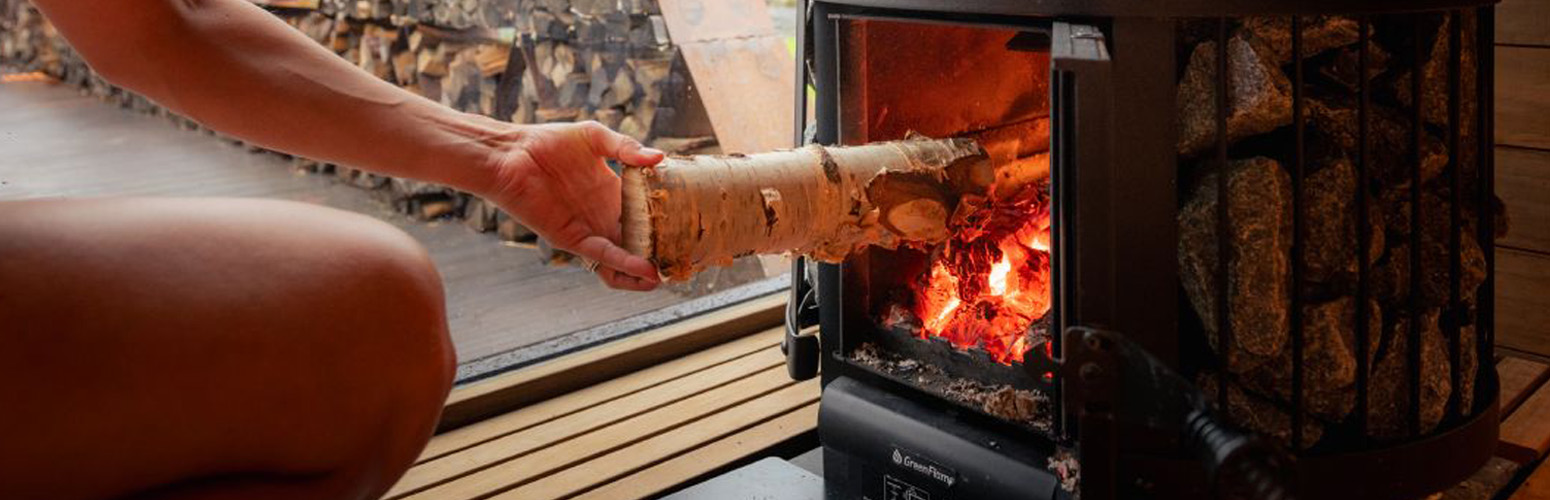 How to Prepare Your Sauna for the Cold Season: Stove Maintenance and Prevention of Burning Odors