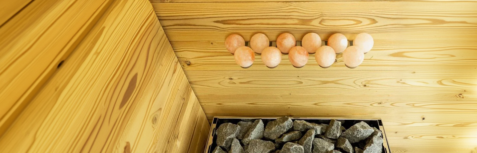 The benefits of Himalayan salt in the sauna and how to use it there