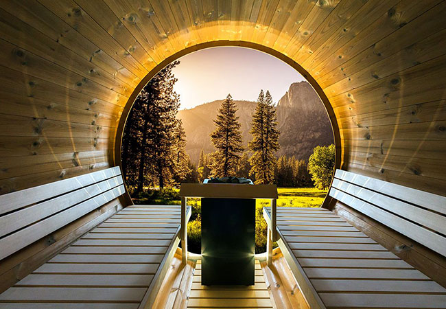 A large window in the sauna: when is extra power/insulation needed?